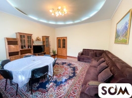 Продаю дом, 7 комнат, Ахунбаева/Кропоткина, 185 000 $, б/п