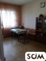Продаю 3-комнатную квартиру, 8 микрорайон, 60 000 $, б/п